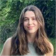 Estudiante de Ciencias del Deporte con interés en la educación, que ofrece clases de asignaturas importantes en Primaria y/o ESO.